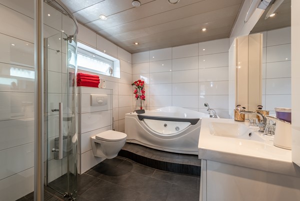 Medium property photo - Hoenderparkweg 21, 7335 GP Apeldoorn